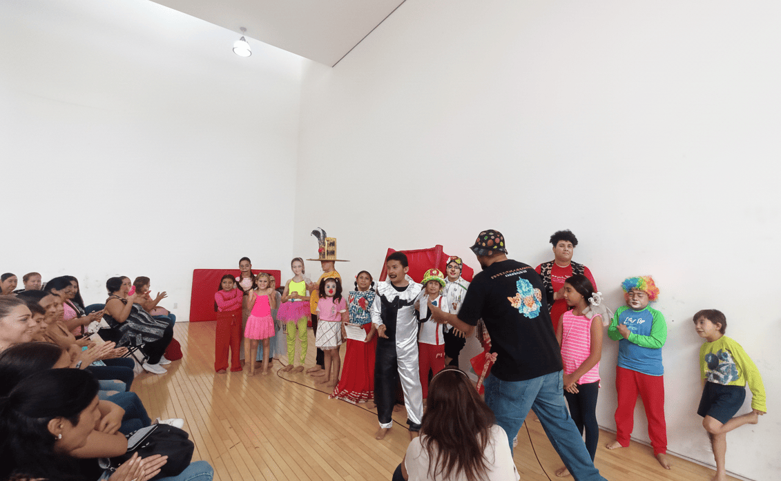 Actividad Cultural Comunitaria: Mágica Navidad 2025